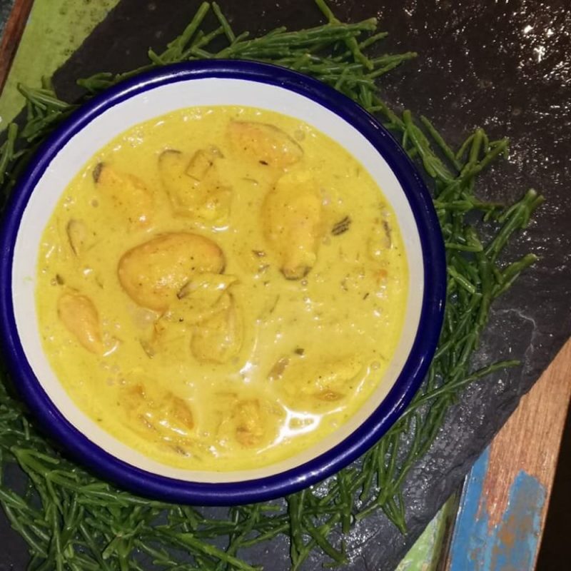 Any Fish Curried Mussel and Saffron Soup