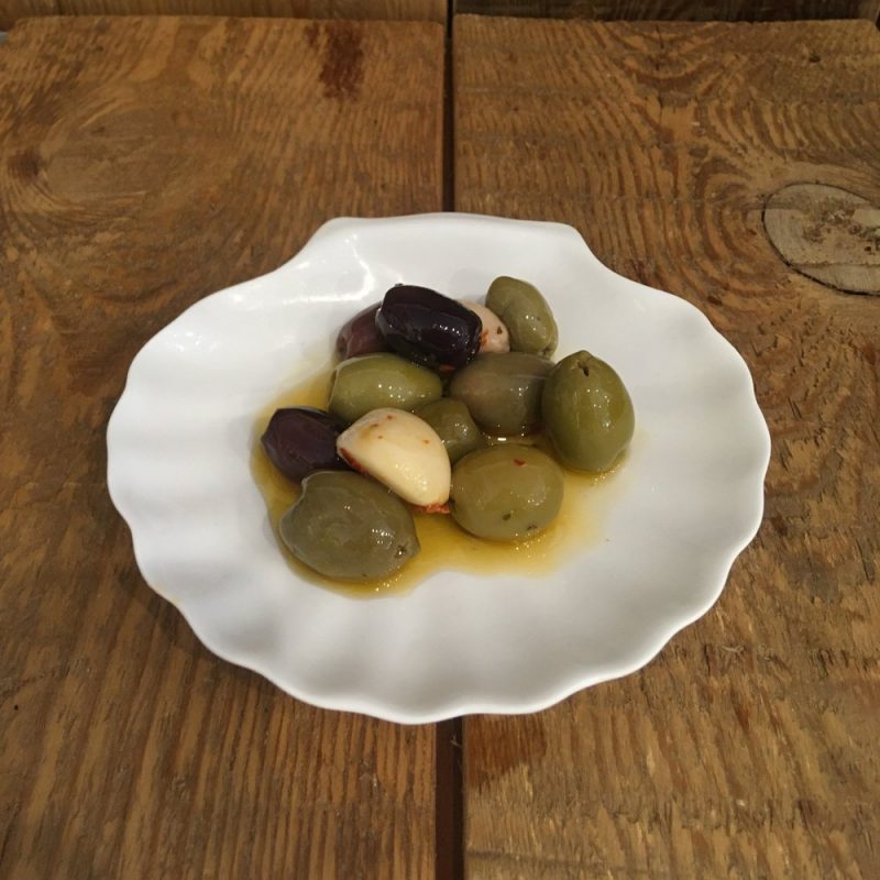 chilli olives